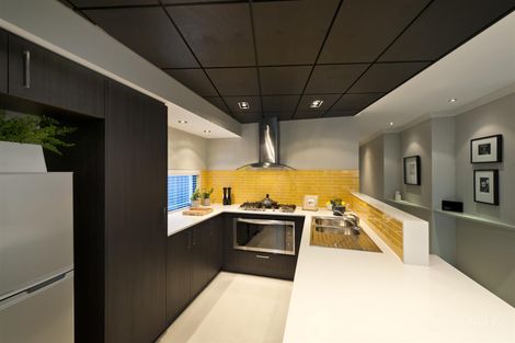 1021 Coomberdale Rd, Midvale, WA 6056