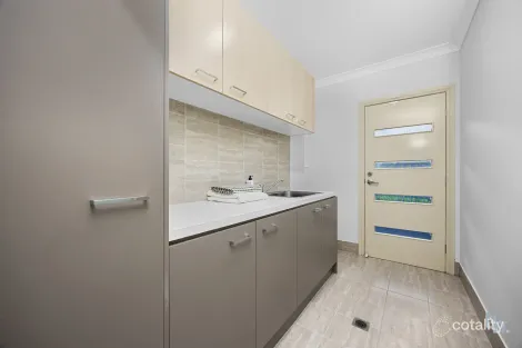 Property photo of 11 Preston Place Cameron Park NSW 2285