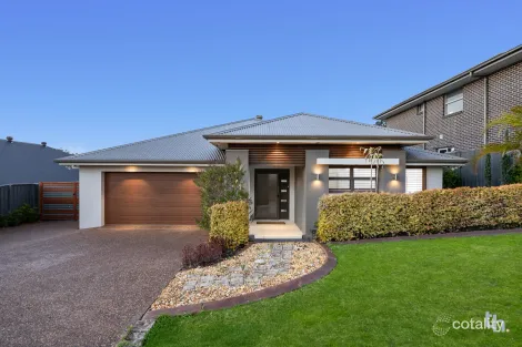 Property photo of 11 Preston Place Cameron Park NSW 2285