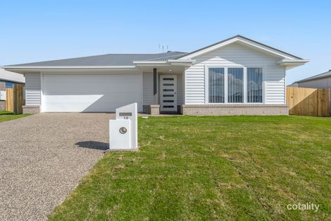 18 Ponting Way, Urangan, QLD 4655