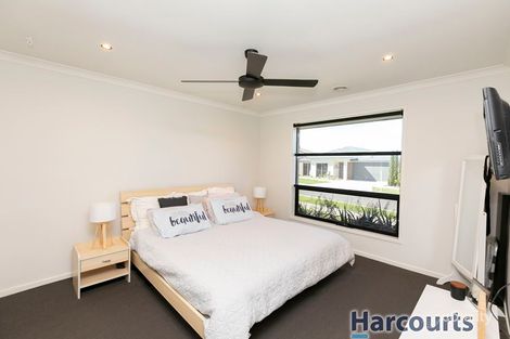 Property photo of 3 Golden Avenue Warragul VIC 3820