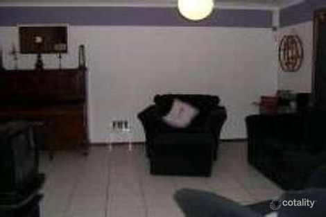 Property photo of 11 Stace Crescent Tenambit NSW 2323