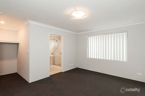 Property photo of 32 Vignerons Loop Hocking WA 6065
