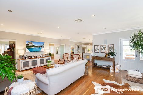 Property photo of 38A Morilla Street Hillvue NSW 2340