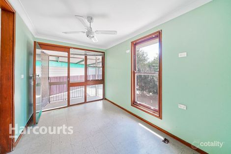 Property photo of 6 Harrah Place Bradbury NSW 2560