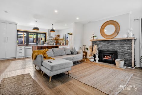 Property photo of 24 Renfrew Circle Goodwood TAS 7010