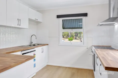 Property photo of 55 Chatham Street Margate QLD 4019