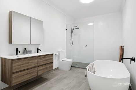 Property photo of 3 Collis Court Gisborne VIC 3437