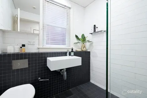 Property photo of 8/21 St Neot Avenue Potts Point NSW 2011