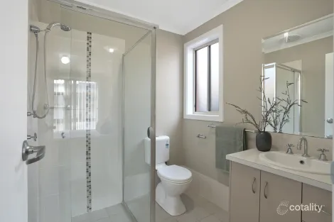 Property photo of 28 Centenary Circuit Andrews Farm SA 5114