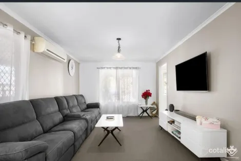 Property photo of 11 Bonhill Court Hillcrest QLD 4118