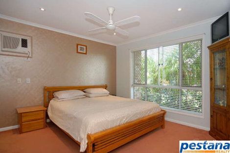 Property photo of 18 Elbe Place Meadowbrook QLD 4131