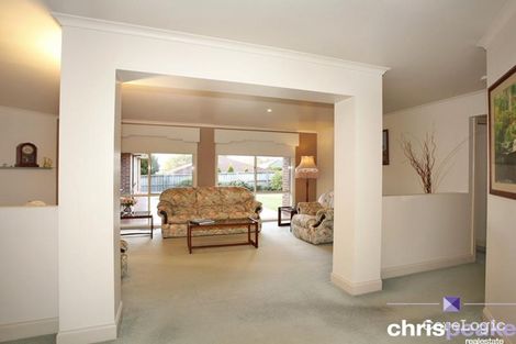 Property photo of 10 St Johns Wood Terrace Berwick VIC 3806