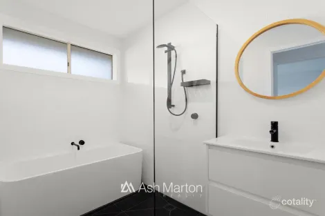 Property photo of 45 Herbert Road Carrum Downs VIC 3201