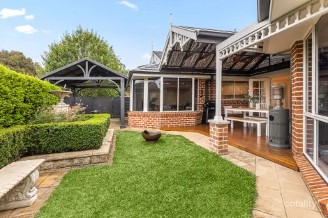 Property photo of 9 Saunders Place Menai NSW 2234