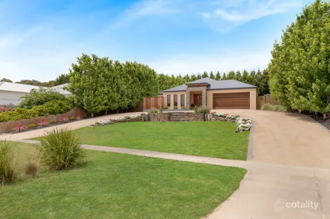 Property photo of 10 Choice Place Gisborne VIC 3437