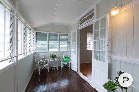 Property photo of 22 York Street Coorparoo QLD 4151