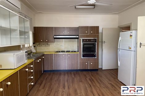 Property photo of 30 Caswell Street Peak Hill NSW 2869