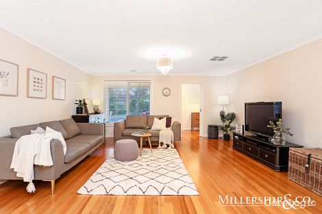 Property photo of 13 Malua Crescent Mill Park VIC 3082