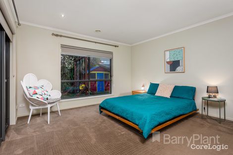 Property photo of 8 Hyacinth Place Point Cook VIC 3030