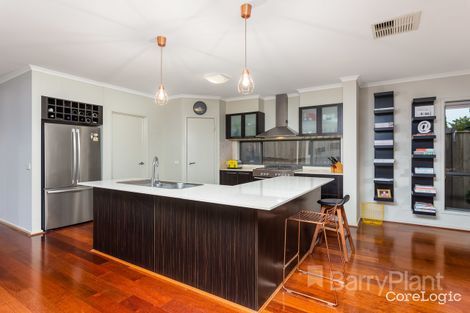 Property photo of 8 Hyacinth Place Point Cook VIC 3030
