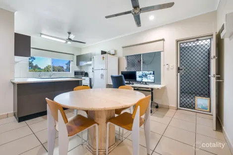 Property photo of 2/3 Priore Court Moulden NT 0830