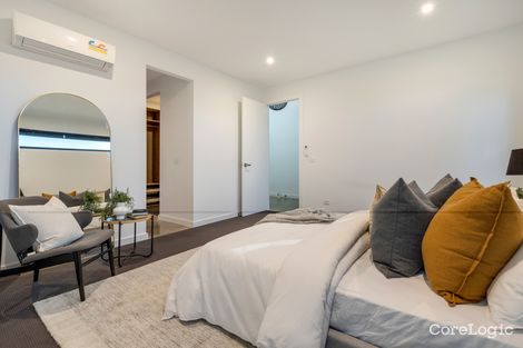 Property photo of 68 Evergreen Crescent Craigieburn VIC 3064