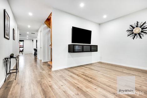 Property photo of 21 Douglas Court Westmeadows VIC 3049