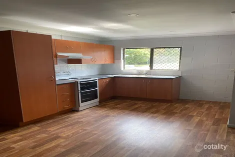 2/319 Rockonia Rd, Koongal, QLD 4701