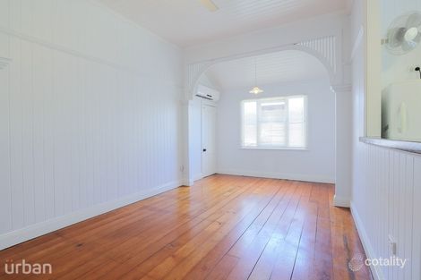 Property photo of 105 Milsom Street Coorparoo QLD 4151