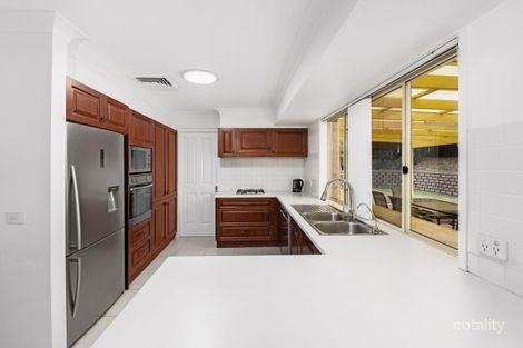 Property photo of 14 Amber Place Bass Hill NSW 2197