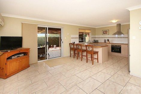 Property photo of 28 Resolution Parade Flinders View QLD 4305