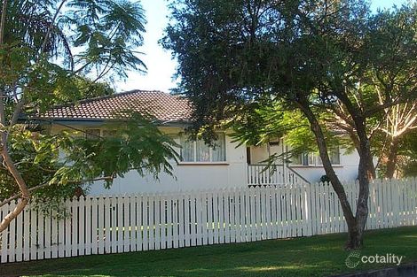 17 Pownall Cres, Margate, QLD 4019