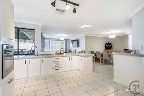 Property photo of 33 Thomas Street Pinjarra WA 6208