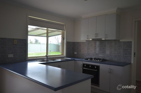 Property photo of 27 Cassandra Crescent Epsom VIC 3551