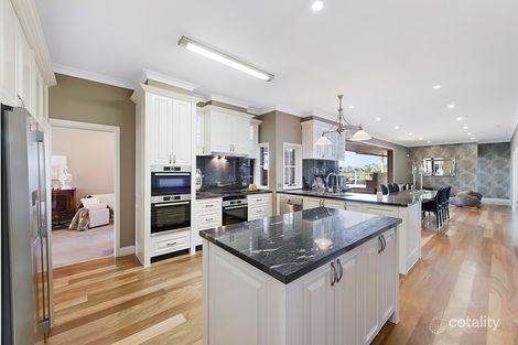 Property photo of 10 Howell Drive Berwick VIC 3806
