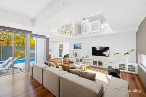 Property photo of 8 Cliff Road Collaroy NSW 2097