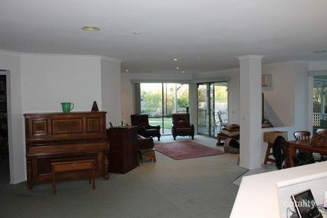 Property photo of 55 Horder Crescent Darley VIC 3340