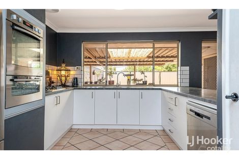 Property photo of 5 Tana Court Waikiki WA 6169