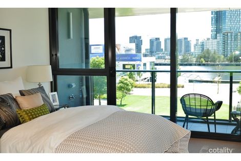 Property photo of 9 Point Park Crescent Docklands VIC 3008
