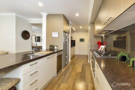 Property photo of 1 Shiloh Court Pine Mountain QLD 4306