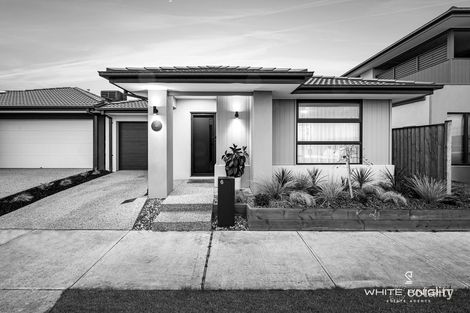 Property photo of 6 Mahoney Drive Tarneit VIC 3029