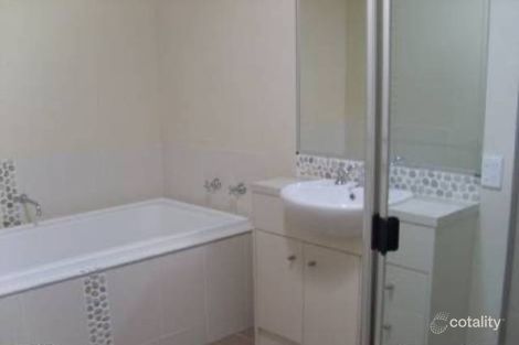 Property photo of 20 Huntley Crescent Redbank Plains QLD 4301