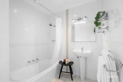 Property photo of 16/80 Edgecumbe Street Como WA 6152