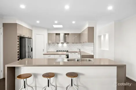 Property photo of 143 Grantham Drive Highton VIC 3216