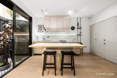 Property photo of 1/31 Pine Avenue Elwood VIC 3184