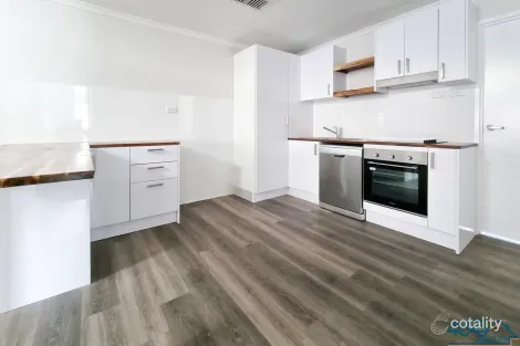 Property photo of 1/9 Fourth Avenue Parkside QLD 4825