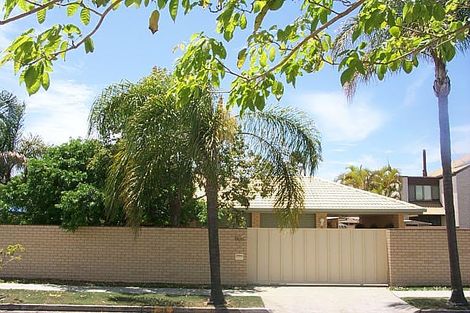 35 Oxley Dr, Paradise Point, QLD 4216
