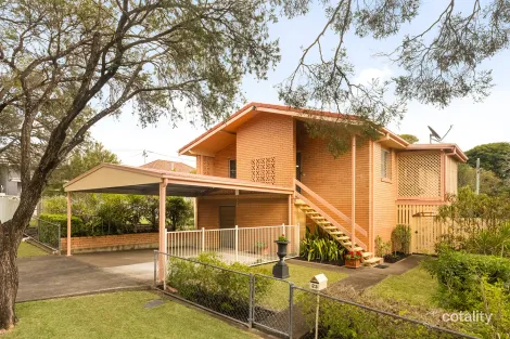 23 Narela St, Cannon Hill, QLD 4170