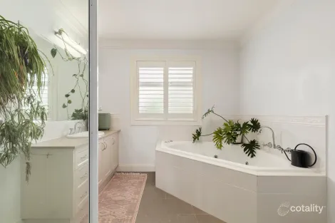 Property photo of 8 Waterview Drive Mount Martha VIC 3934